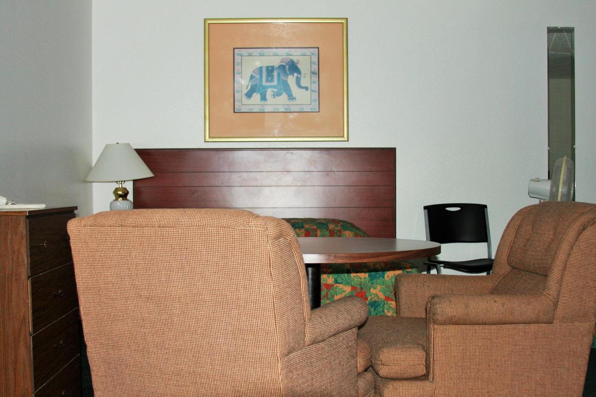 Ilwaco Heidi'S Inn חדר תמונה